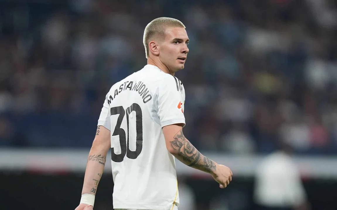 Inter de Milán apunta a Mastantuono tras silbidos en el Bernabéu