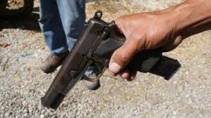 Quimilí: un hombre se disparó accidentalmente mientras manipulaba un arma y está grave