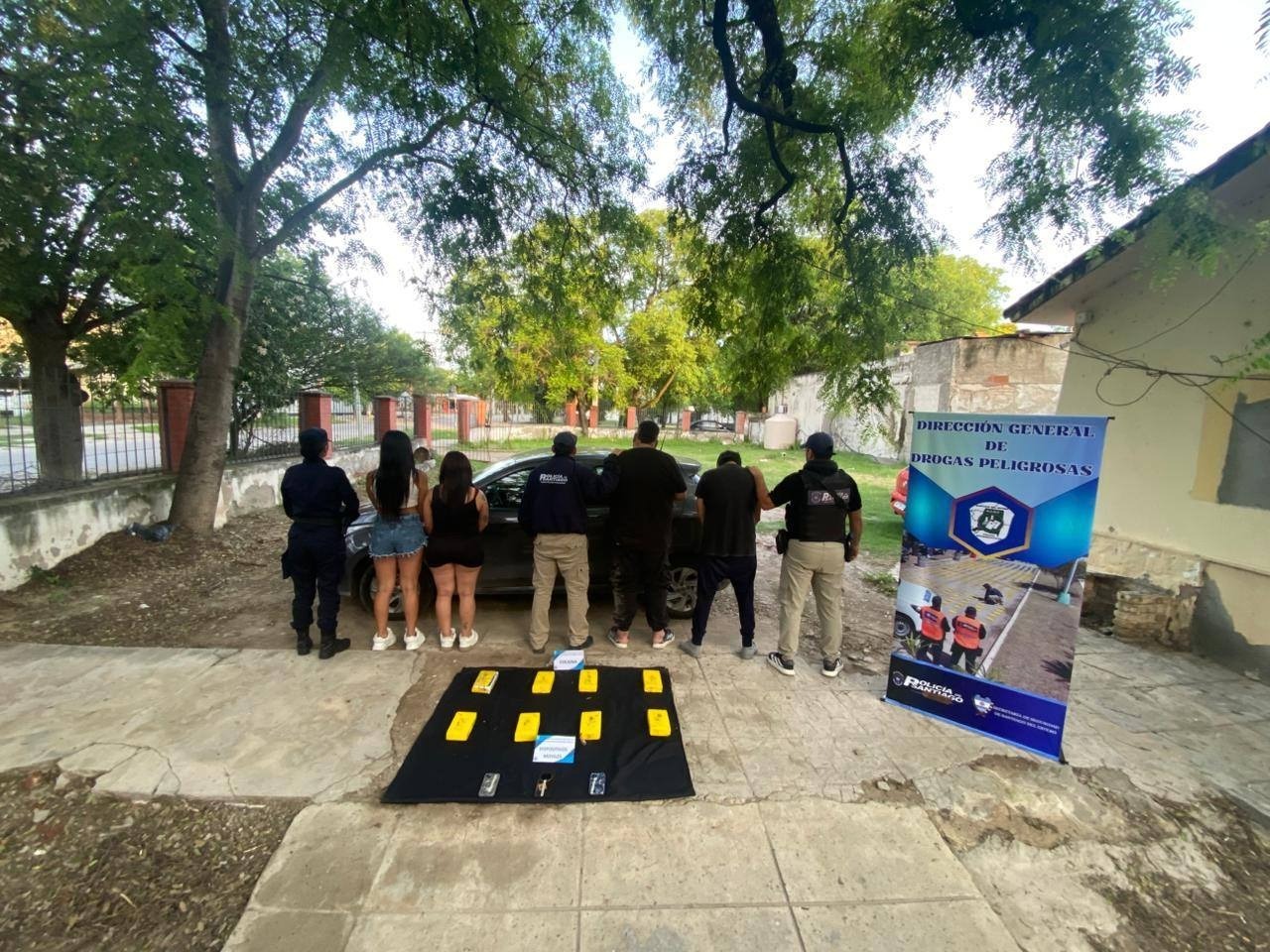 Golpe millonario al narco: tras una persecución de película, secuestran 8 kilos de cocaína