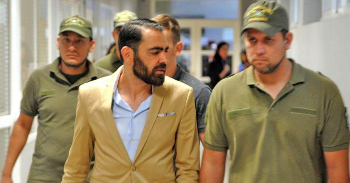 Detuvieron a Ramiro Petros al regresar al país y su abogado denuncia irregularidades