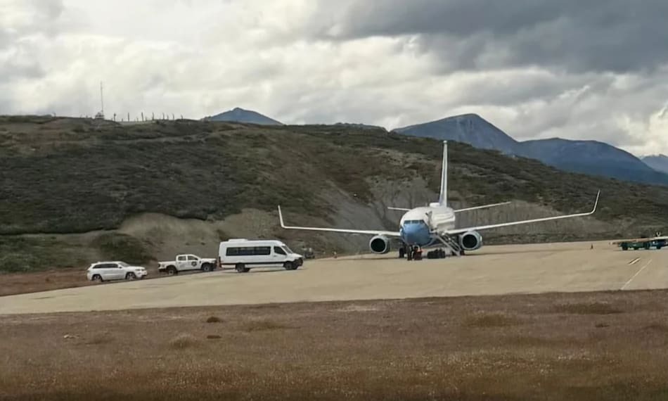 Un avión C-40 Clipper de la Fuerza Aérea de EEUU aterrizó en Ushuaia: cuáles fueron los motivos