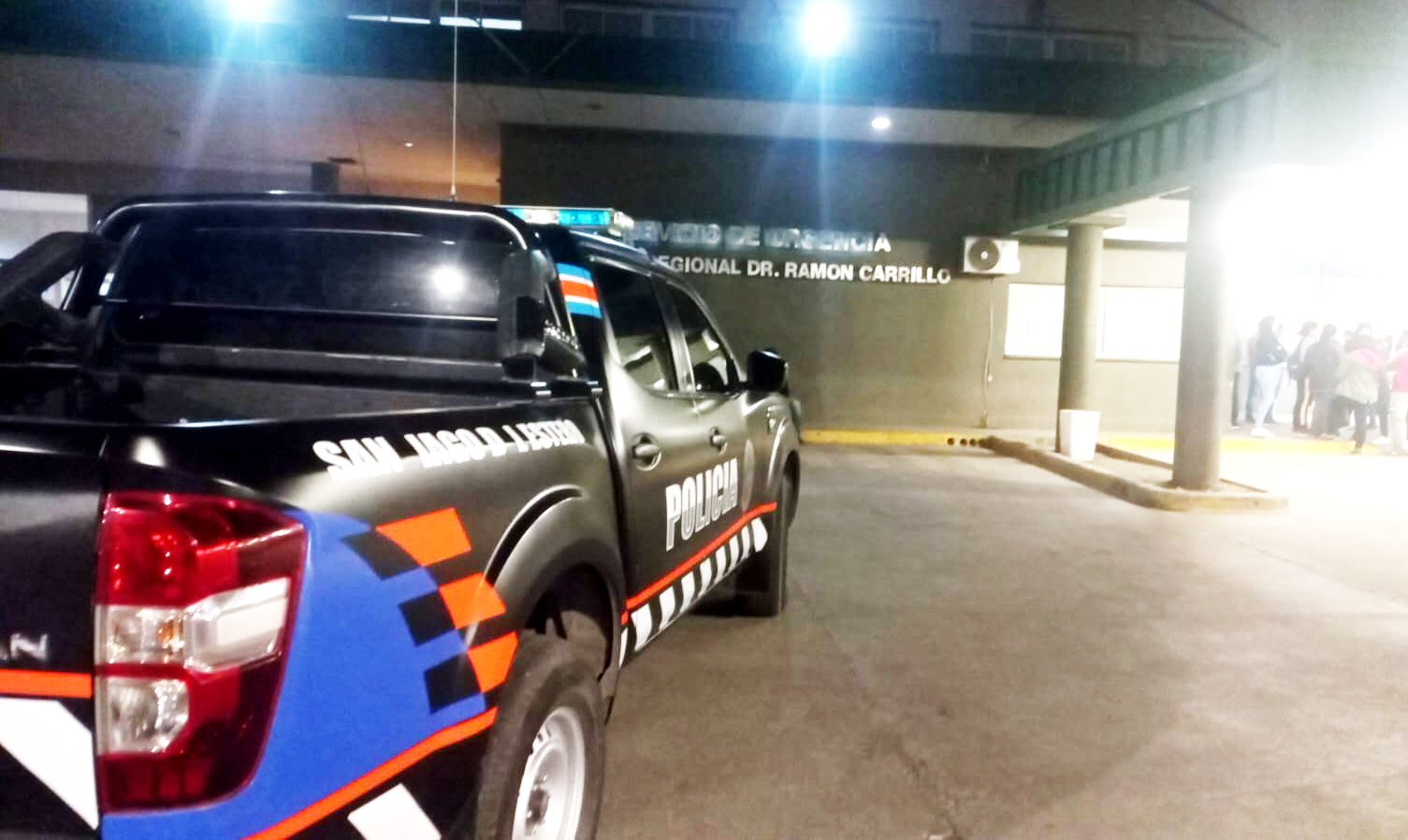 Batalla campal: atacaron a dos hermanos a machetazos en plena calle