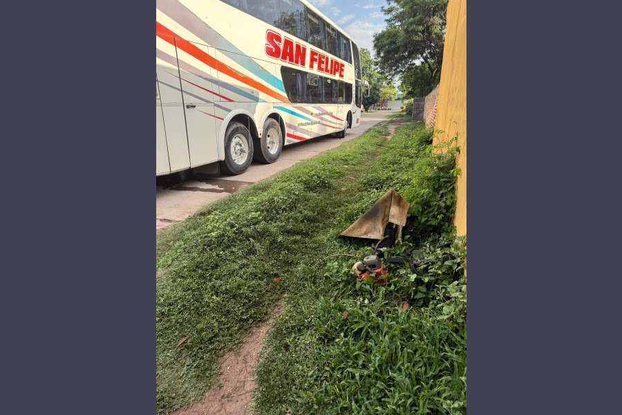 Monte Quemado: empleado municipal sufrió un accidente mientras desmalezaba un pasaje