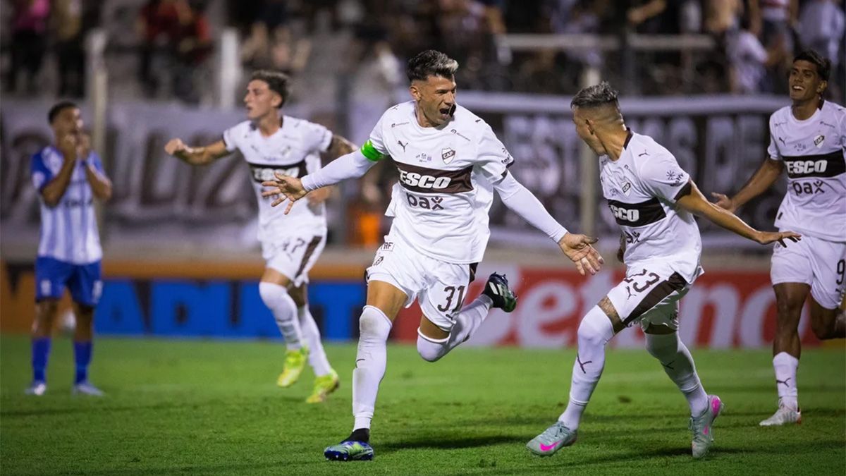 Platense sufrió más de la cuenta, pero avanzó en la Copa Argentina