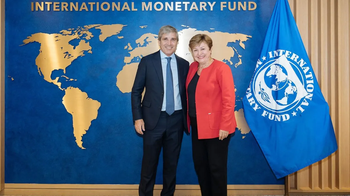 Llegó la misión del FMI al país en medio del escándalo con el Indec