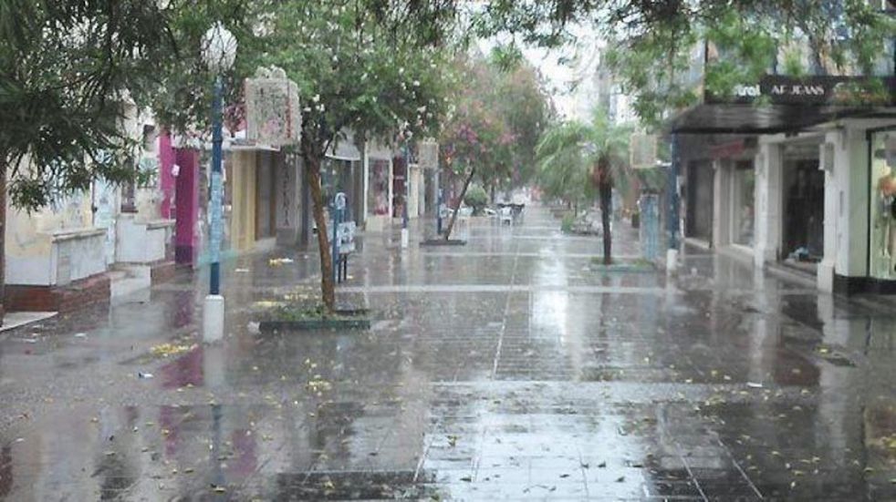 Lluvias y descenso de temperatura traerían alivio a Santiago del Estero