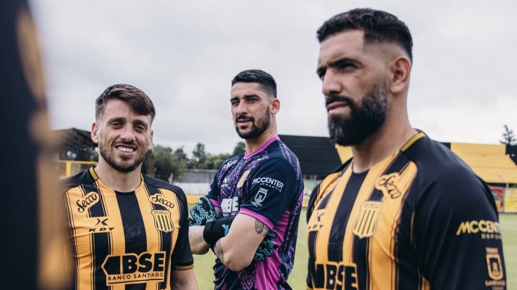 "Colores que no se explican, se sienten": Mitre presentó su nueva camiseta para la Primera Nacional 2026