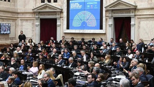 Reforma laboral: el oficialismo consiguió quórum en el Senado y comenzó el debate con el respaldo de los gobernadores