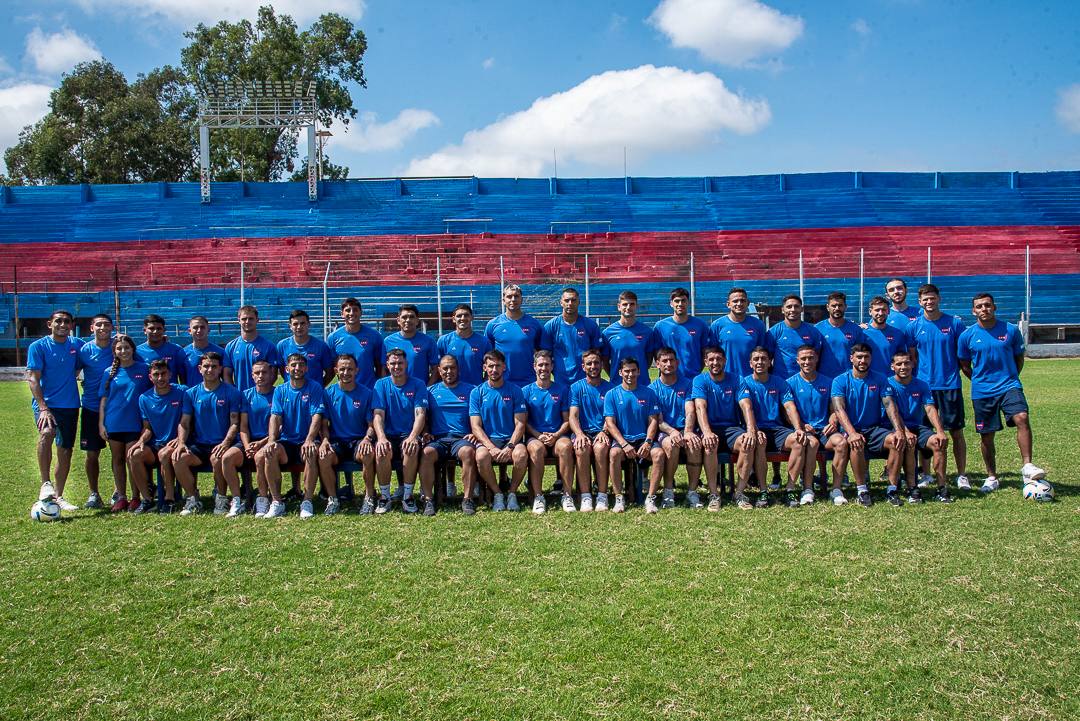 Güemes presentó su plantel para la temporada 2026 de la Primera Nacional