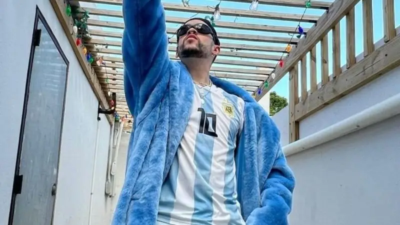 Bad Bunny en Buenos Aires: look camuflado, cenas exclusivas y tres noches en River