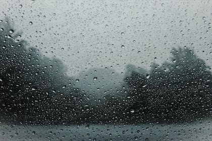 Tormentas fuertes en la madrugada y máxima de 35°C: el clima para Santiago del Estero