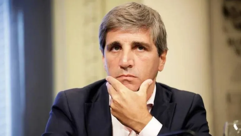 Caputo estalla contra los empresarios: "Ninguna cámara festeja la rebaja de cargas"