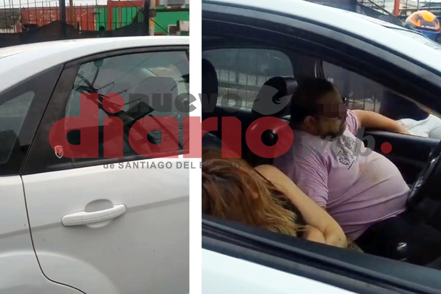 Su compañera venía dormida en el auto y él "la acompañó" en el semáforo