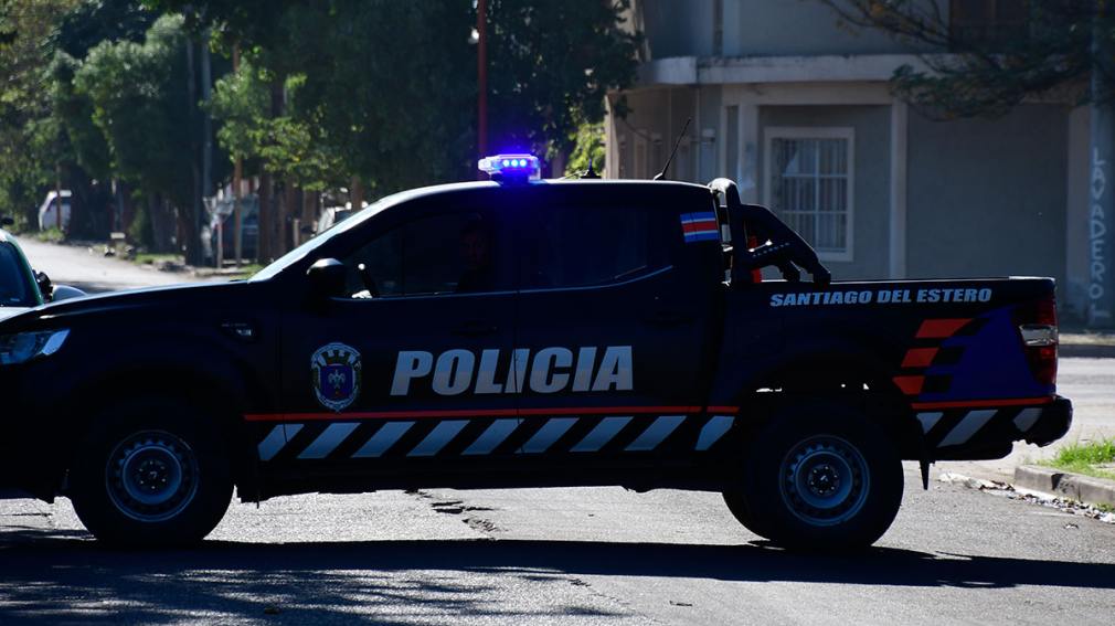 Persecución y arma descartada en el barrio Libertad: secuestran una pistola 9 mm