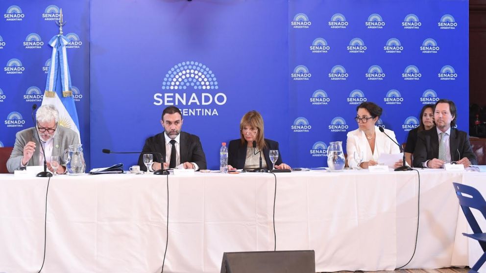 El oficialismo acelera la reforma laboral en Diputados tras eliminar el artículo de las licencias