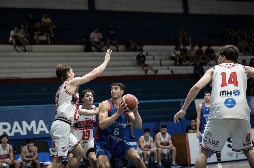 Independiente lo tuvo, pero Bochas se lo ganó en el cierre