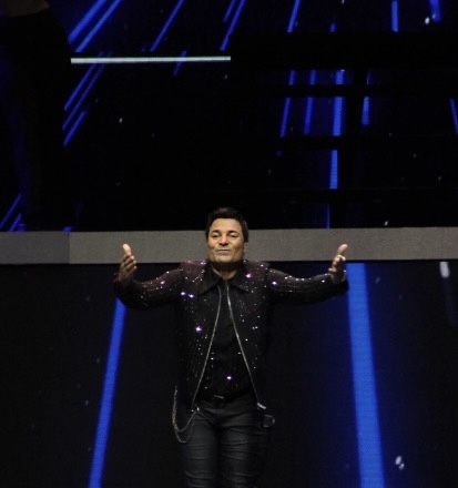 Chayanne hizo vibrar el Movistar Arena en el inicio de su gira