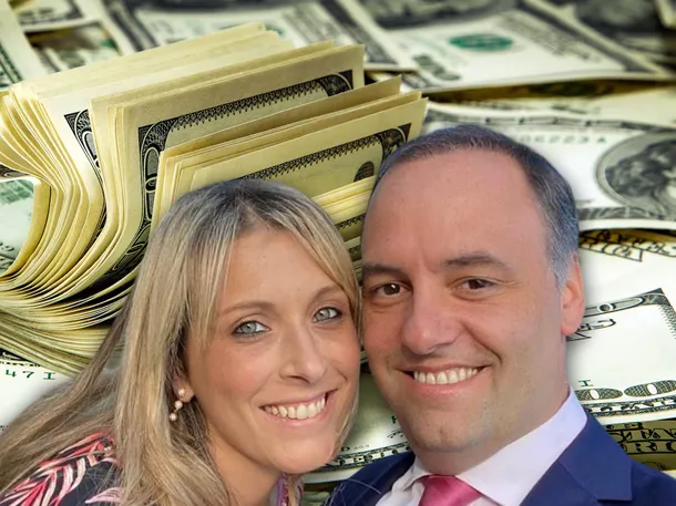 Denuncian gastos millonarios y desfasaje financiero en el entorno de Adorni