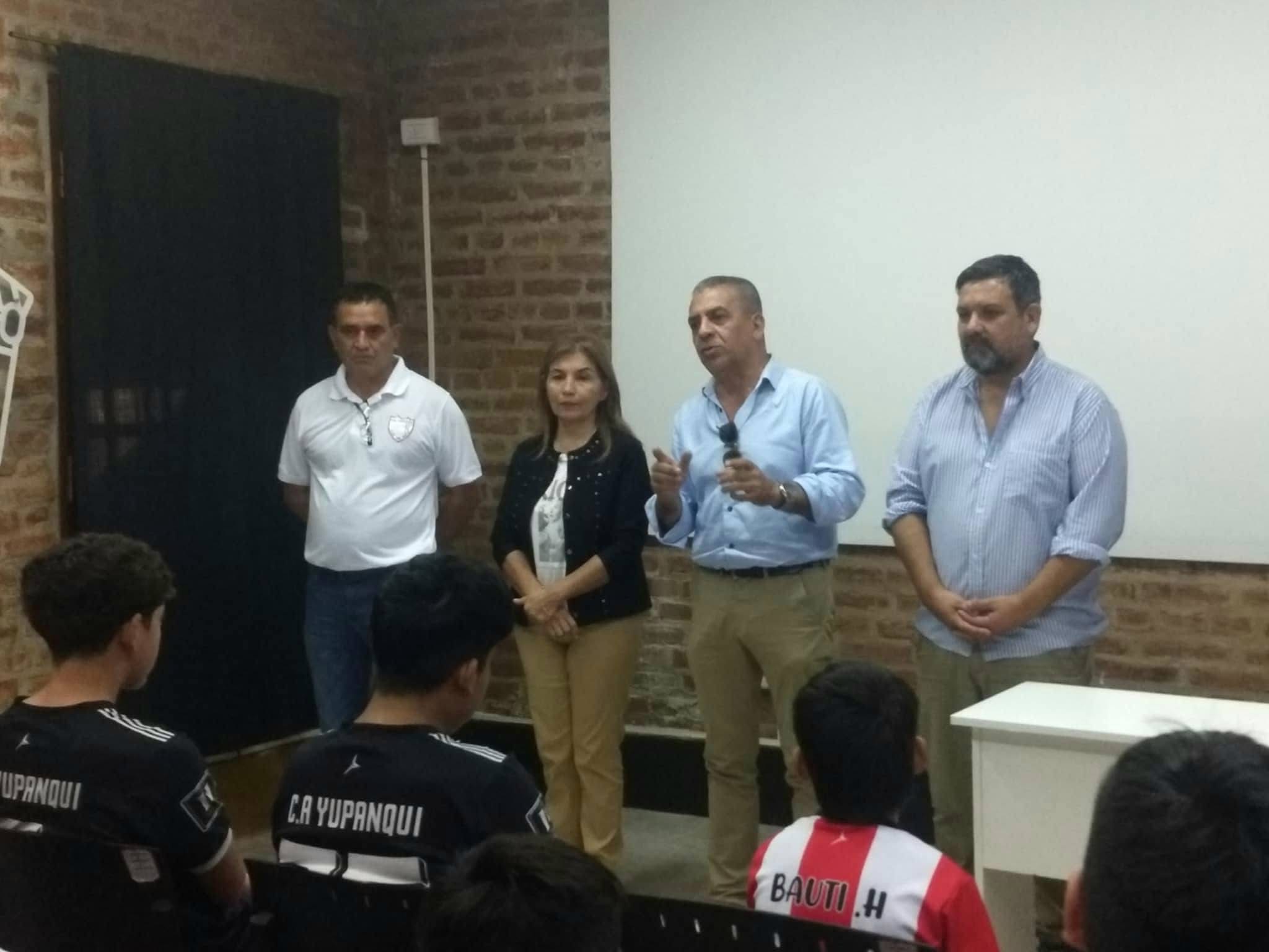 El sur santiagueño se suma al fútbol federado con inferiores y femenino