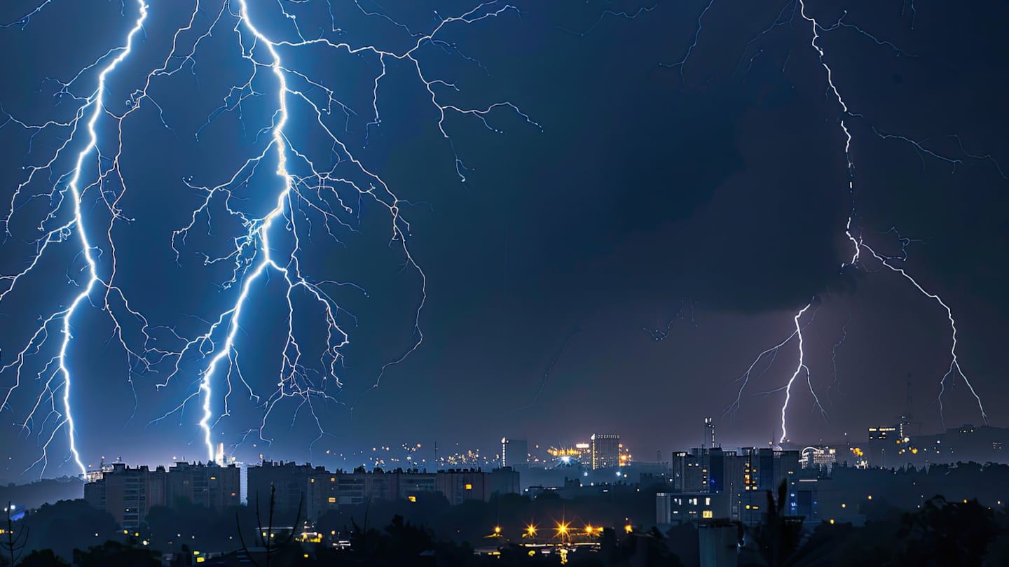 Alerta amarilla: Santiago del Estero espera tormentas fuertes y ráfagas para este martes