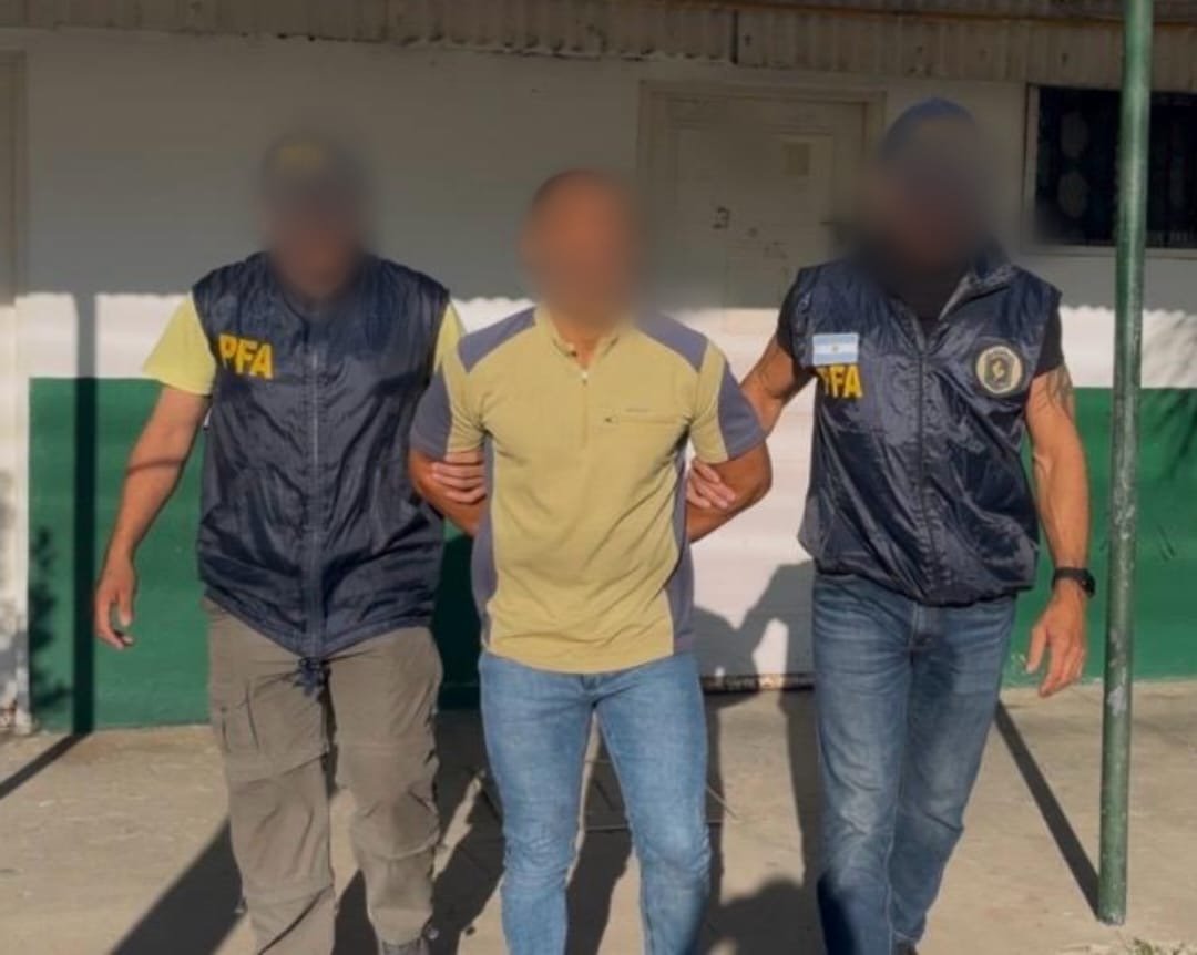 La Policía Federal expulsó del país a un ciudadano venezolano condenado por robo agravado