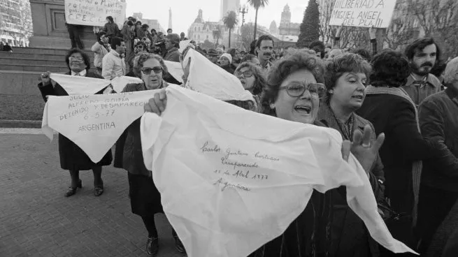 1976 en perspectiva global: las tensiones del pasado que resuenan en los dilemas de hoy