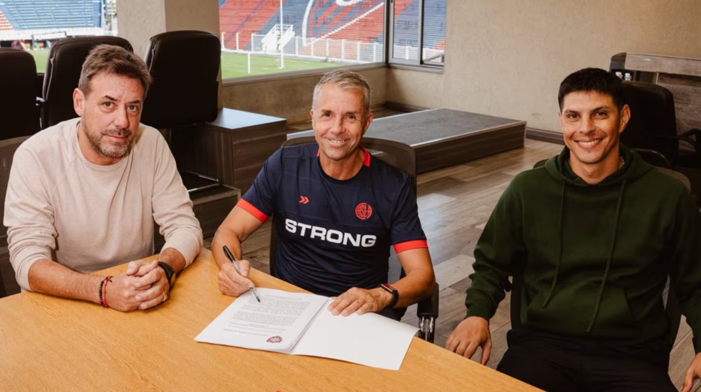 San Lorenzo presentó a Gustavo Álvarez como nuevo DT y mostró un video de su primer entrenamiento