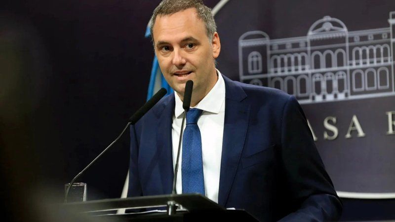 Manuel Adorni se defendió en medio de la polémica: “Mi patrimonio lo construí antes de entrar al Gobierno”