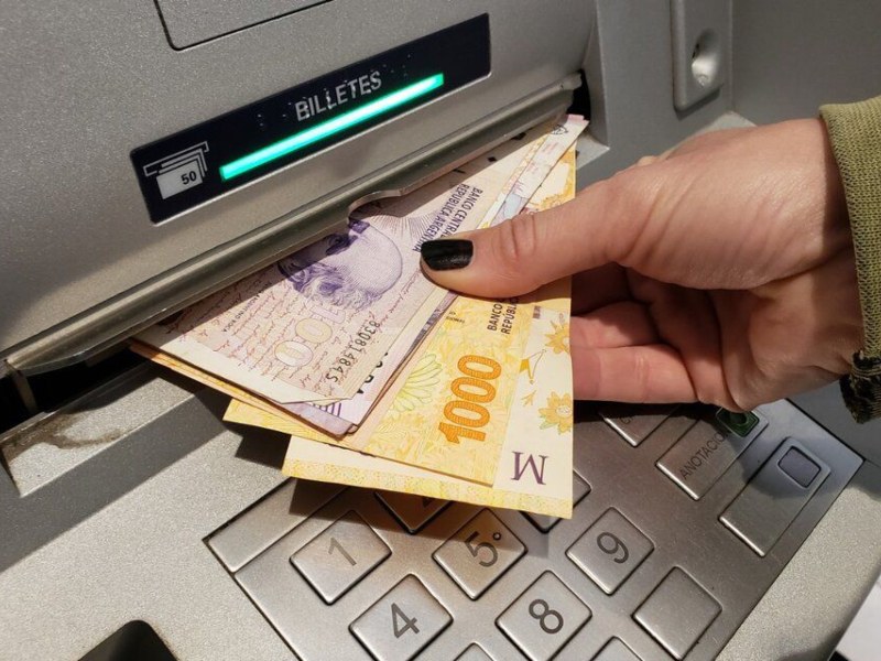 Cronograma de pagos: la Provincia anunció la fecha de cobro de los sueldos de marzo para los empleados estatales