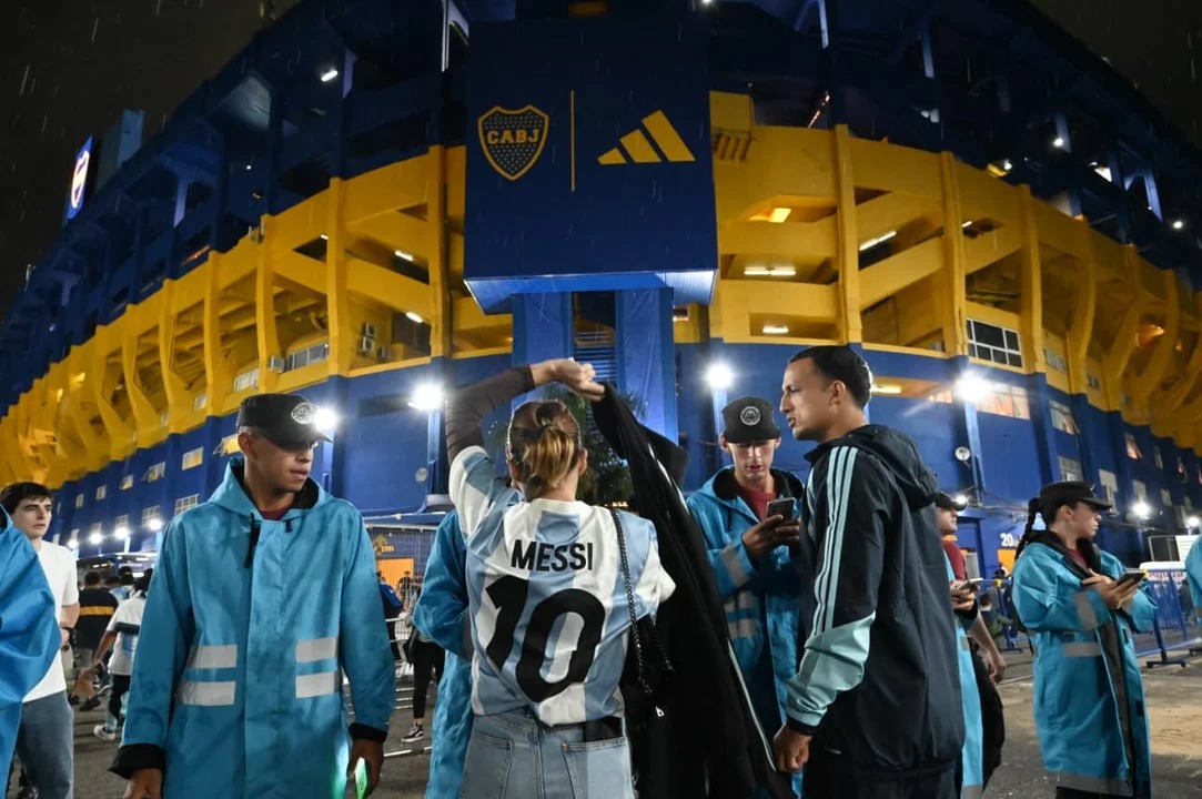 Operativos: tres detenidos y 88 trapitos demorados en La Bombonera y dos recitales