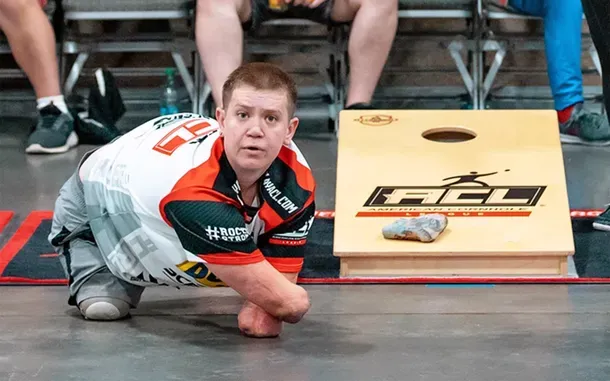 Conmoción en Maryland: un jugador profesional de cornhole cuádruple amputado fue detenido por asesinato