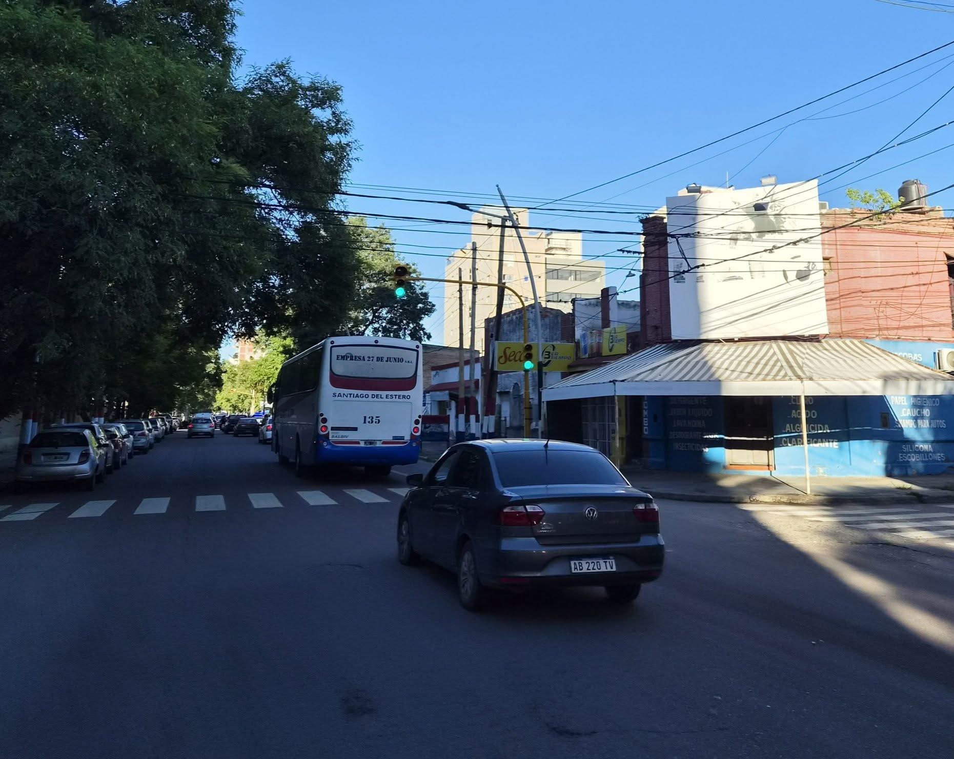 Nuevo semáforo en Rivadavia y Gorriti ya está en funcionamiento