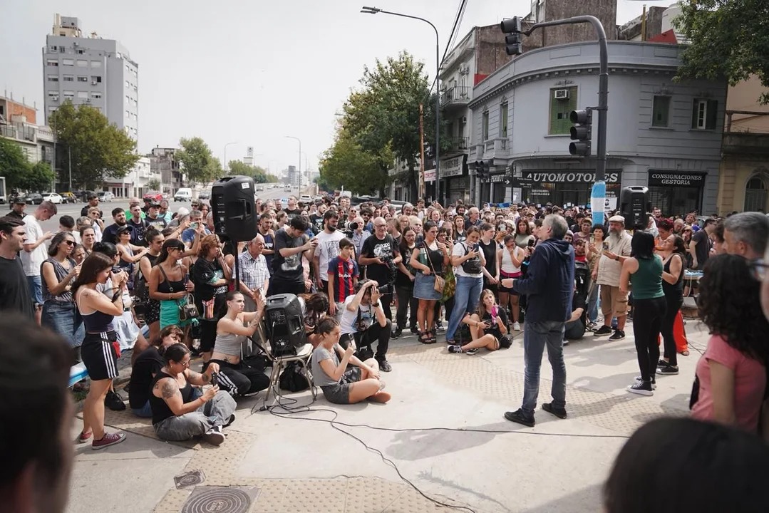 Máximo Kirchner conmemoró el 2 de abril con críticas a Milei: “Admira a Margaret Thatcher”