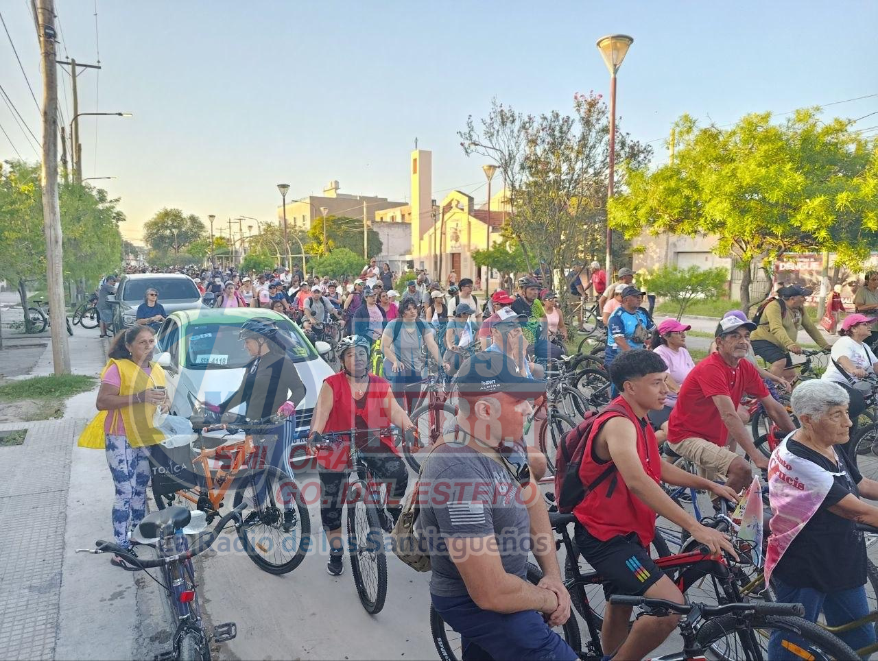Multitudinario Vía Crucis en bicicleta y motos: una marea de fe y solidaridad recorrió las calles de la Capital