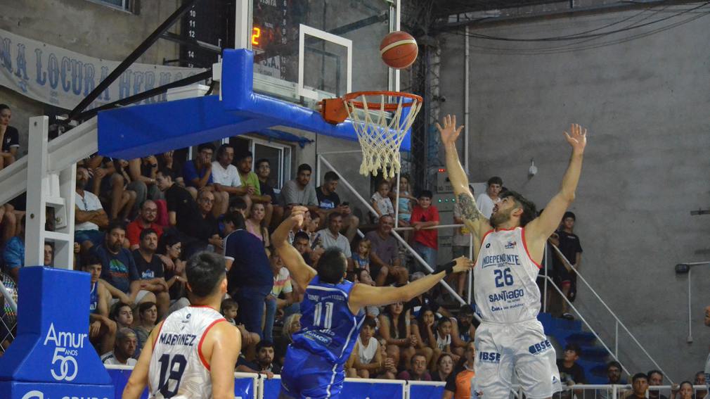 Dura caída de Independiente BBC ante Santa Paula: quedó al borde de la eliminación